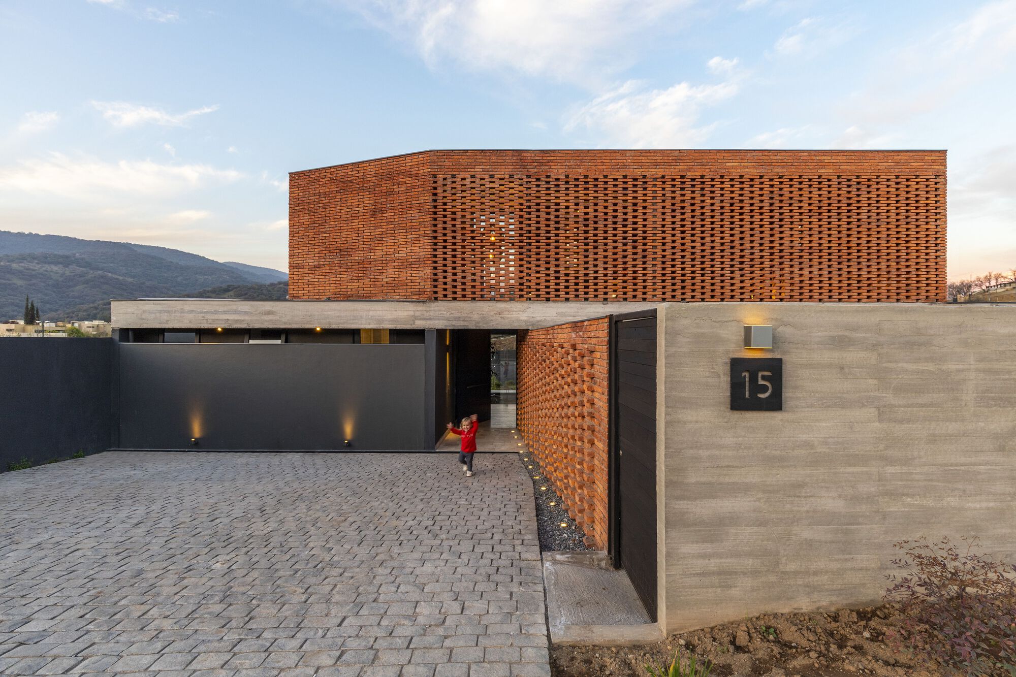 伊瓦涅斯·孔查之家丨智利丨elton_léniz-29