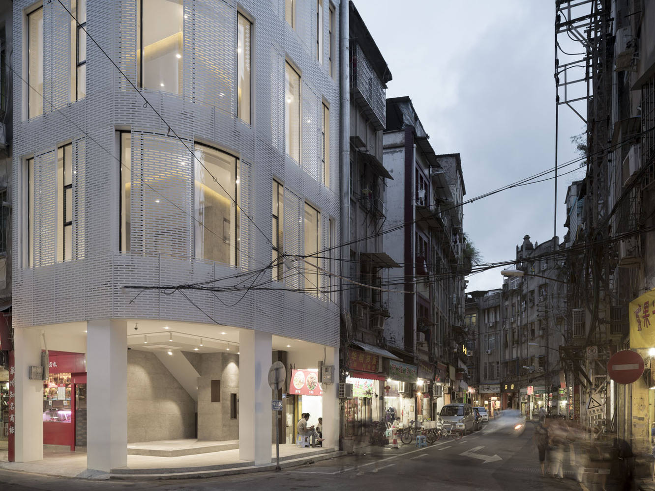 Old Building Renovation on Zhenbang Road  TEAM BLDG-30