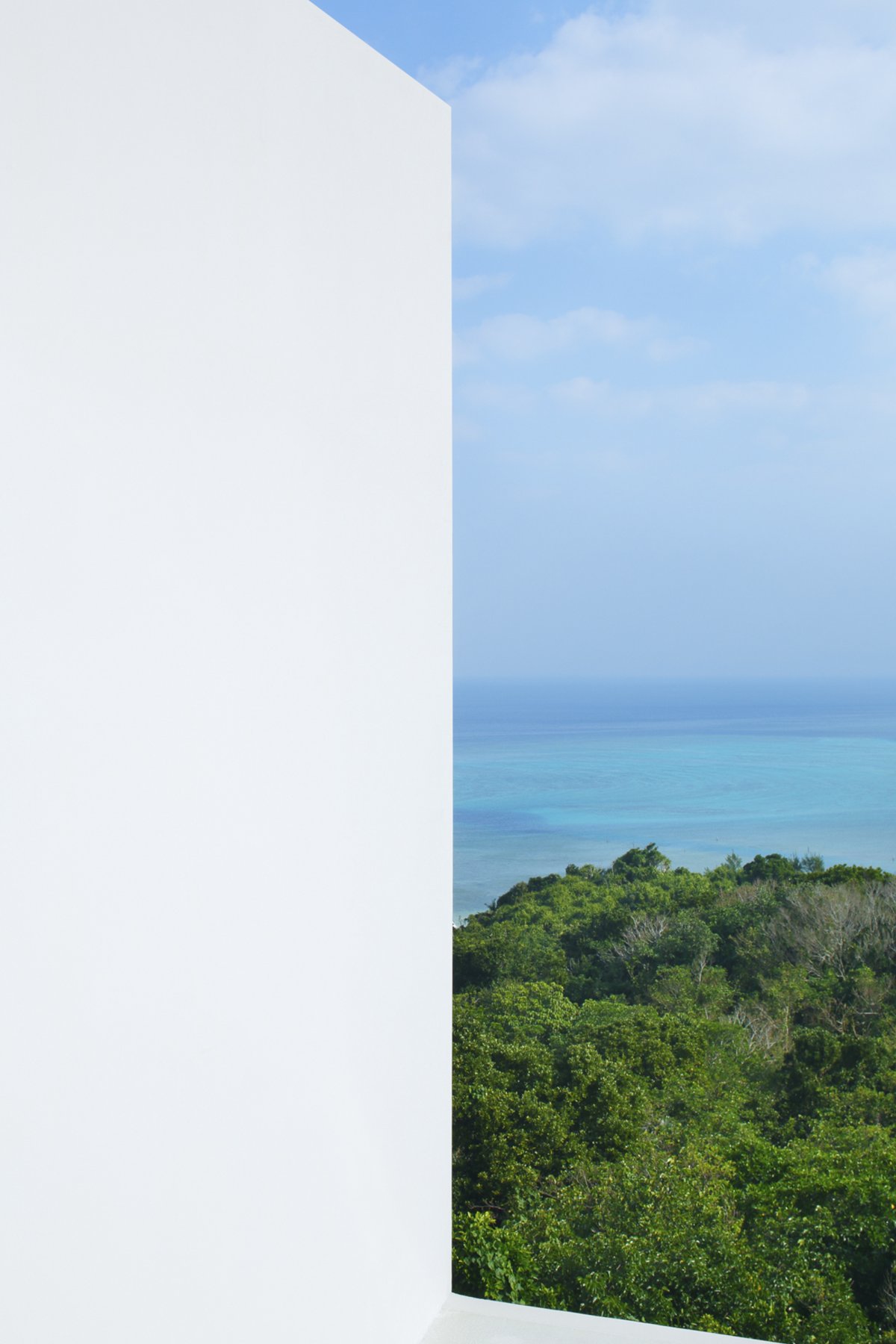 冲绳 Okinawa House | 悬崖之上的垂直扩张-13