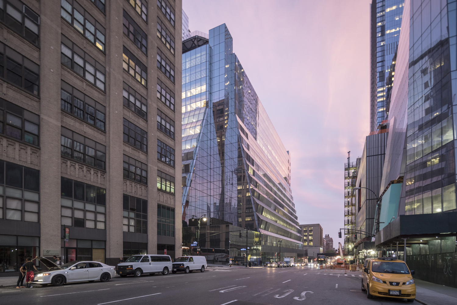 五曼哈顿西大楼翻新 | 现代几何美感与高效能源性能的融合-66