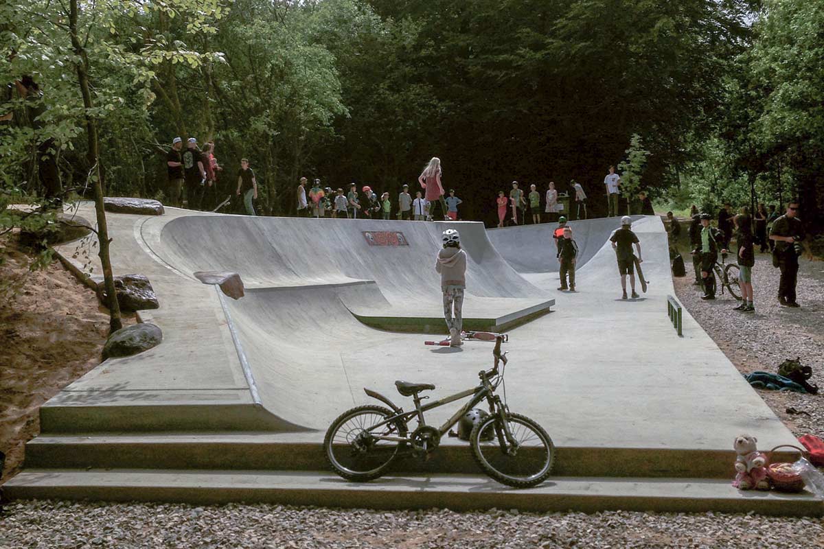 活力校园森林里的运动环丨丹麦丨VEGA landskab-17