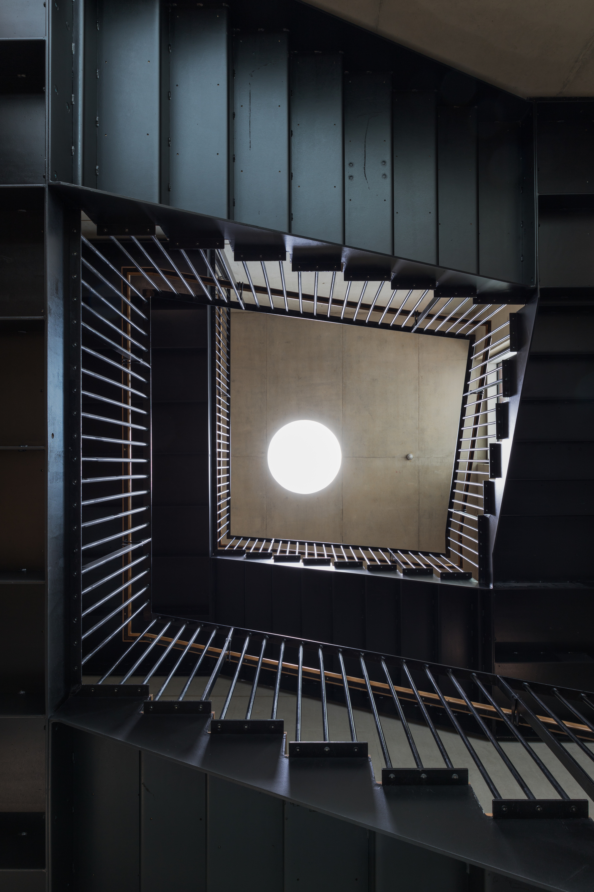 历史遗迹与绿色办公空间的完美融合-22