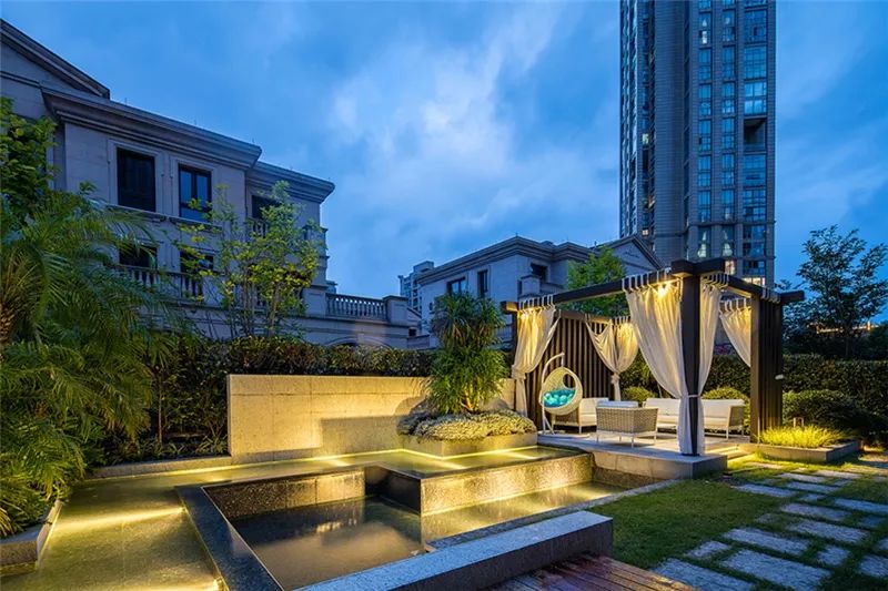 现代演绎，非凡气质-37