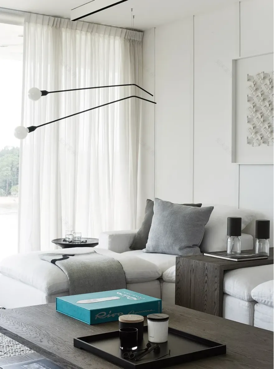 乌拉圭度假公寓 | 简约灰白空间,尽享水景之美-4