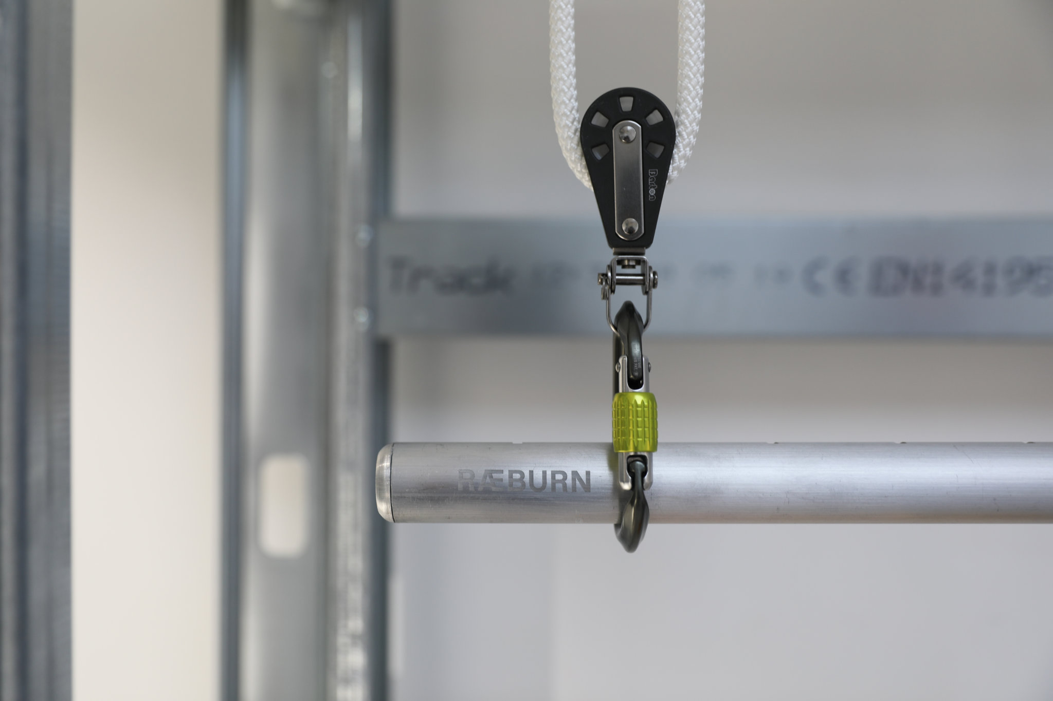 伦敦 RÆBURN 环保可回收商店环境设计-18