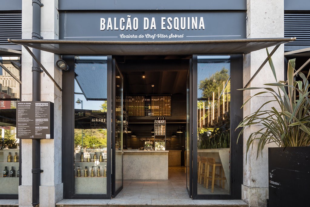 Balcão da Esquina DC . AD-1