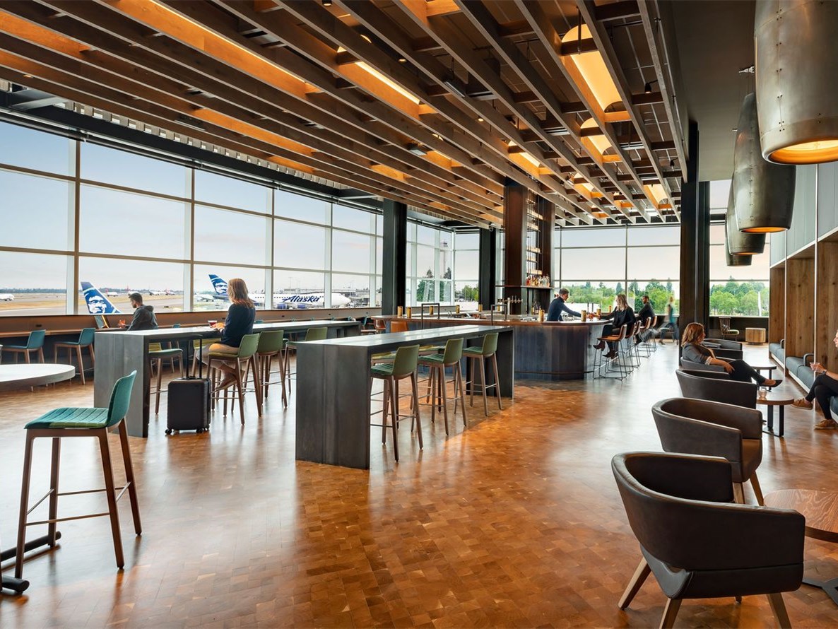 美国阿拉斯加航空旗舰休息室-5