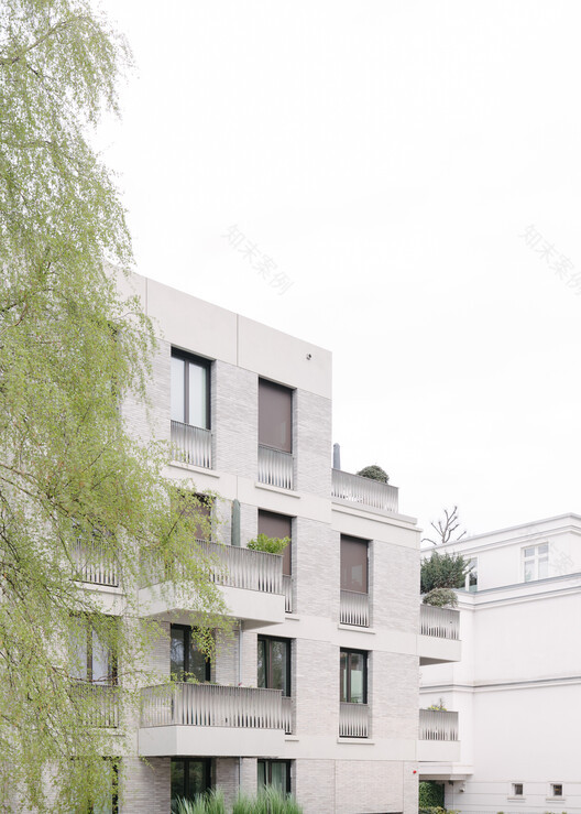 汉堡 Alster 河畔的现代“Alsterterrassen”建筑丨德国汉堡丨blrm Architekt*innen-22