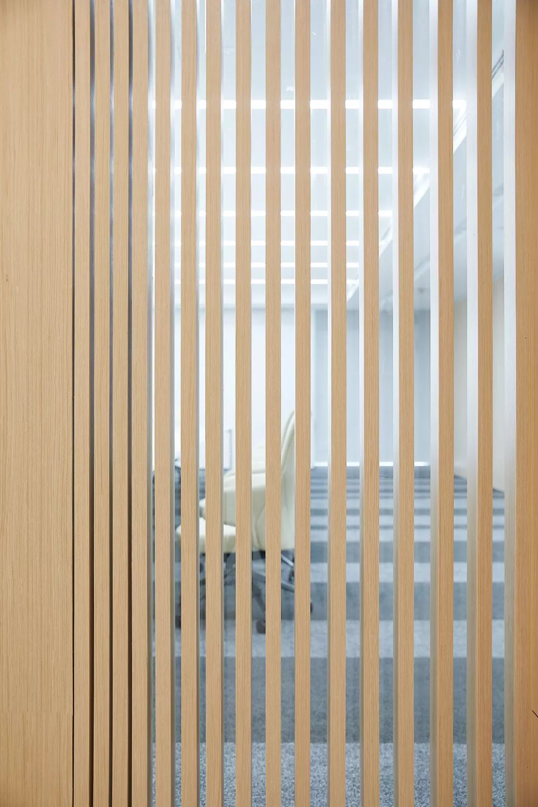 南极电商总部 | 高效协作与创意激发的办公空间-37