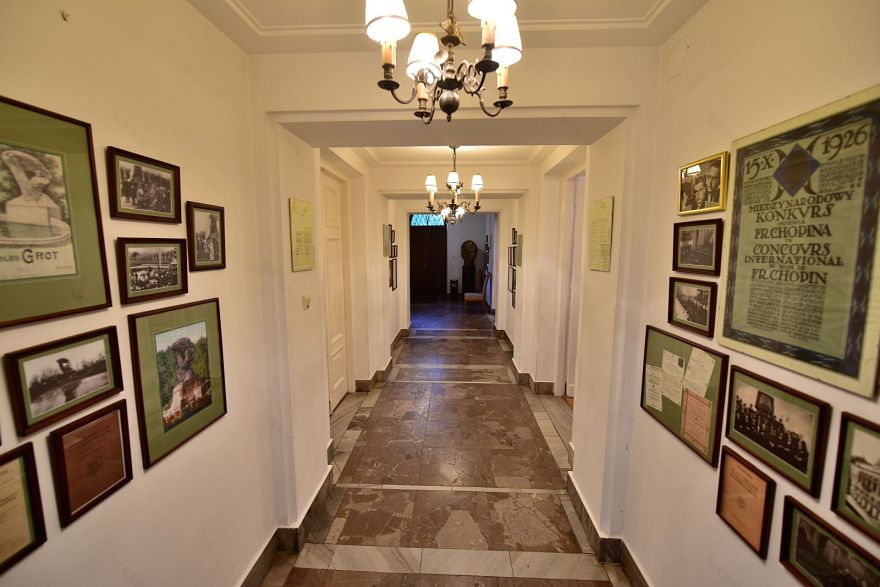 华沙舒斯特宫丨波兰华沙丨埃弗拉伊姆·施雷格,西蒙·博古米尔·楚格等-55