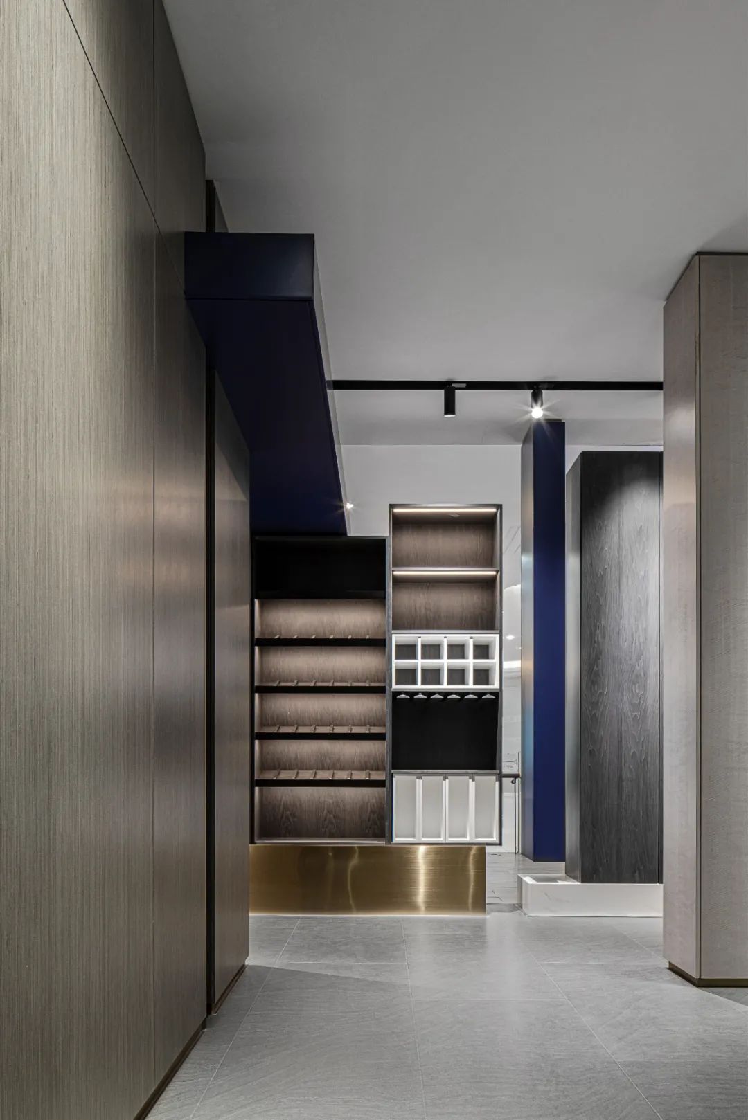 陈田喜铺 | 自然元素融入封闭空间,呈现循环、开放的空间轨迹-50