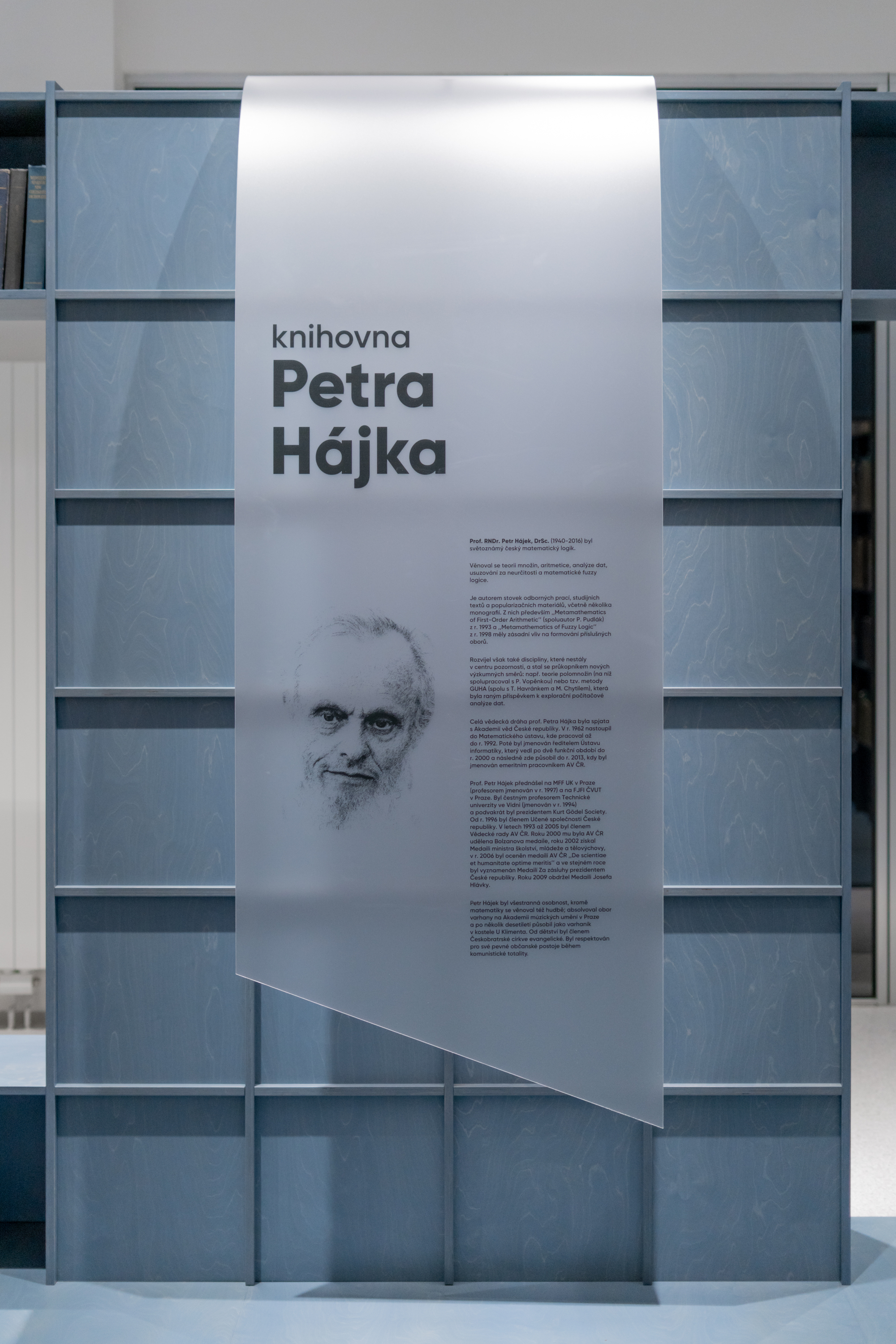 彼得·哈耶克的图书馆，宇宙工作室丨捷克-28