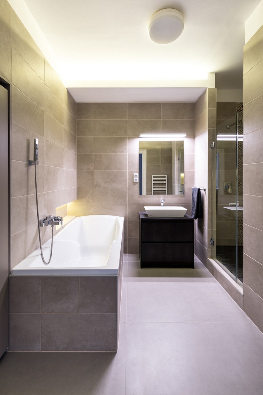 Transformation of the Apartment of a Norwegian Guy Who is Studying in Budapest-23