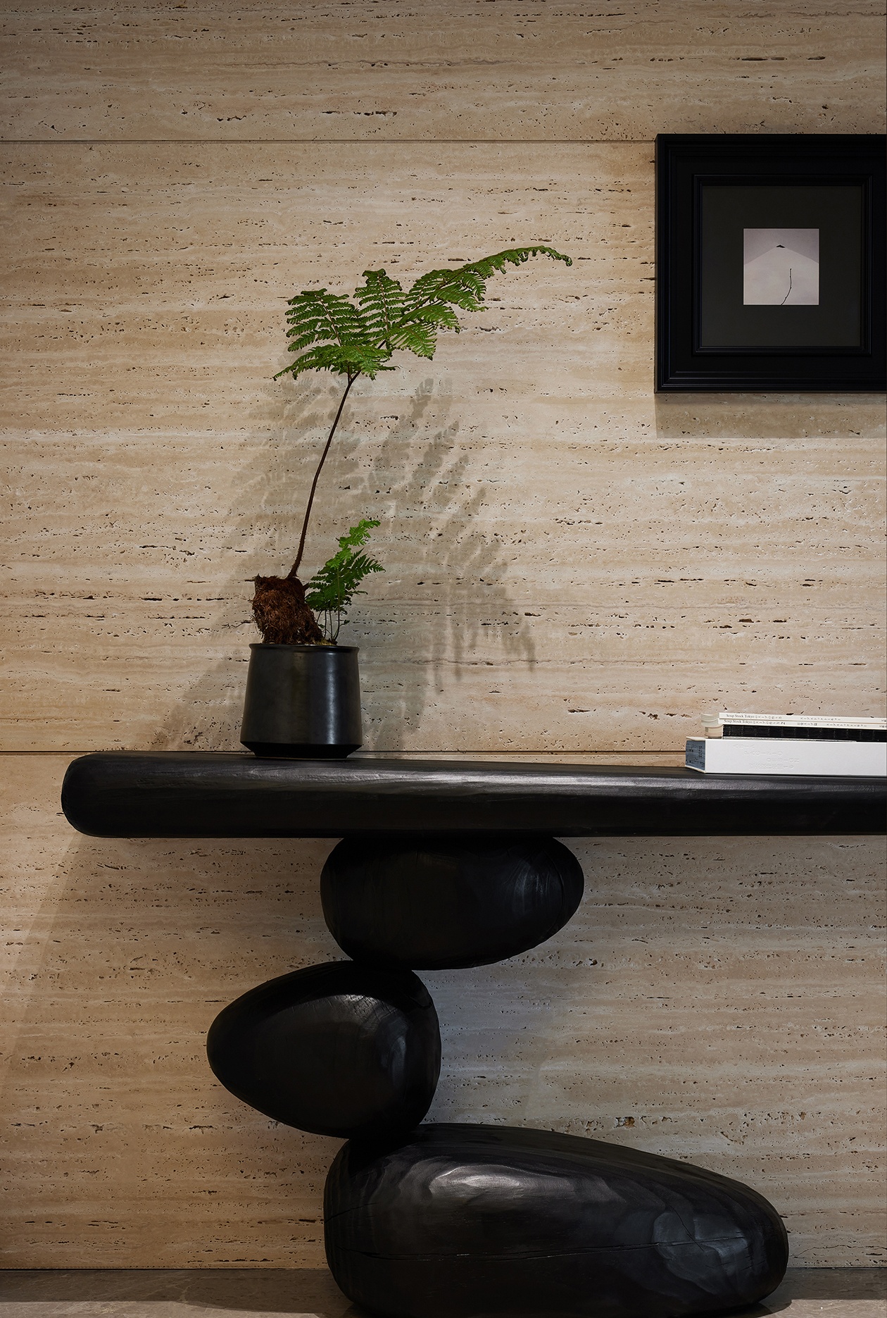 在彩色里朝圣黑白丨中国济南丨东荷逸品空间设计-9