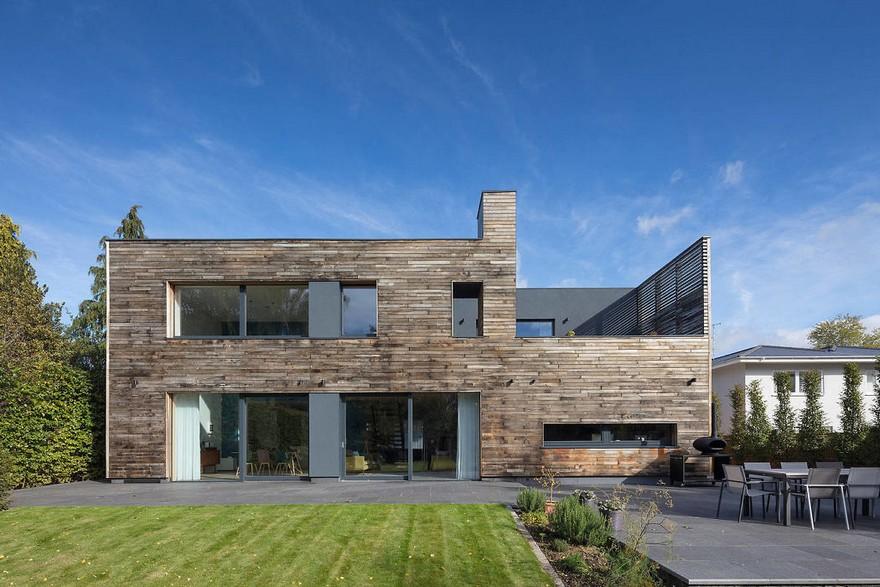 Modernist New Build Passivhaus / Gresford Architects-1