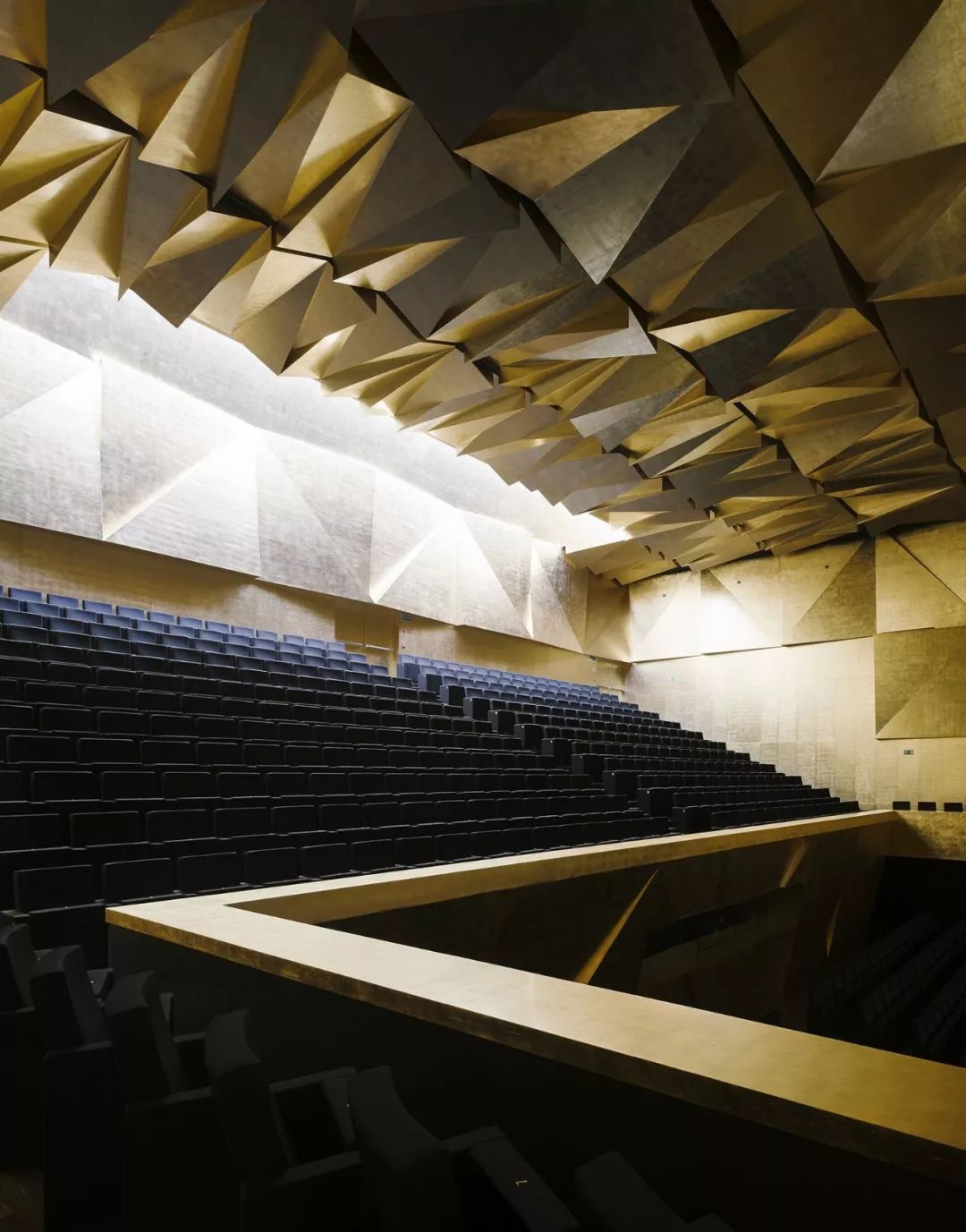 Barozzi / Veiga 建筑事务所 | 城市尊严的赋予者-54