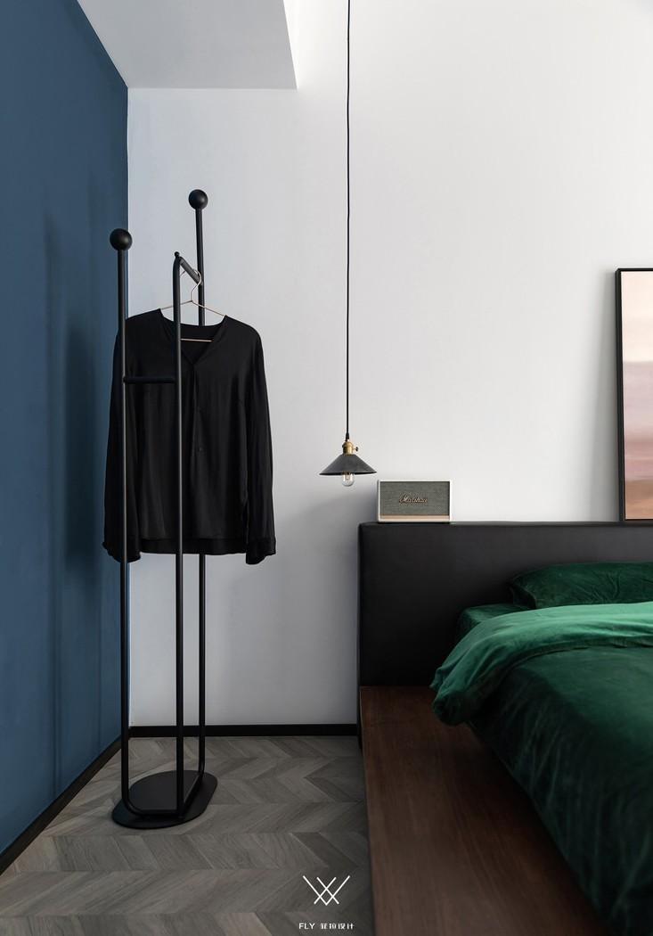 极简空间中的情感表达与治愈元素-36