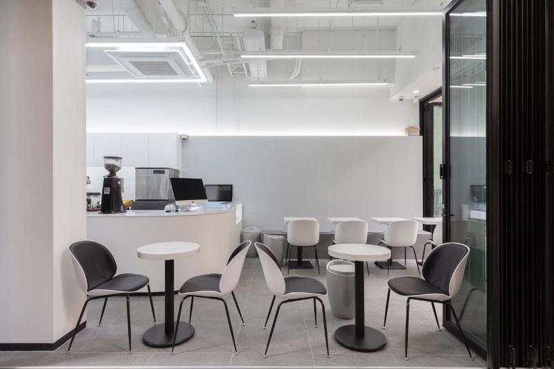 简约清新 10 坪咖啡厅 设计成本解析-3