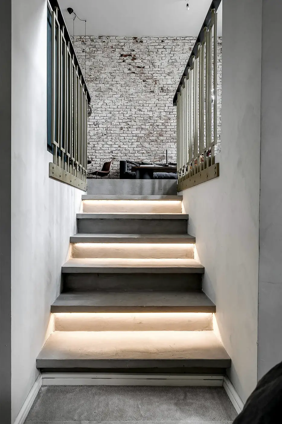 隐藏在瑞典建筑中的独特小屋公寓-11