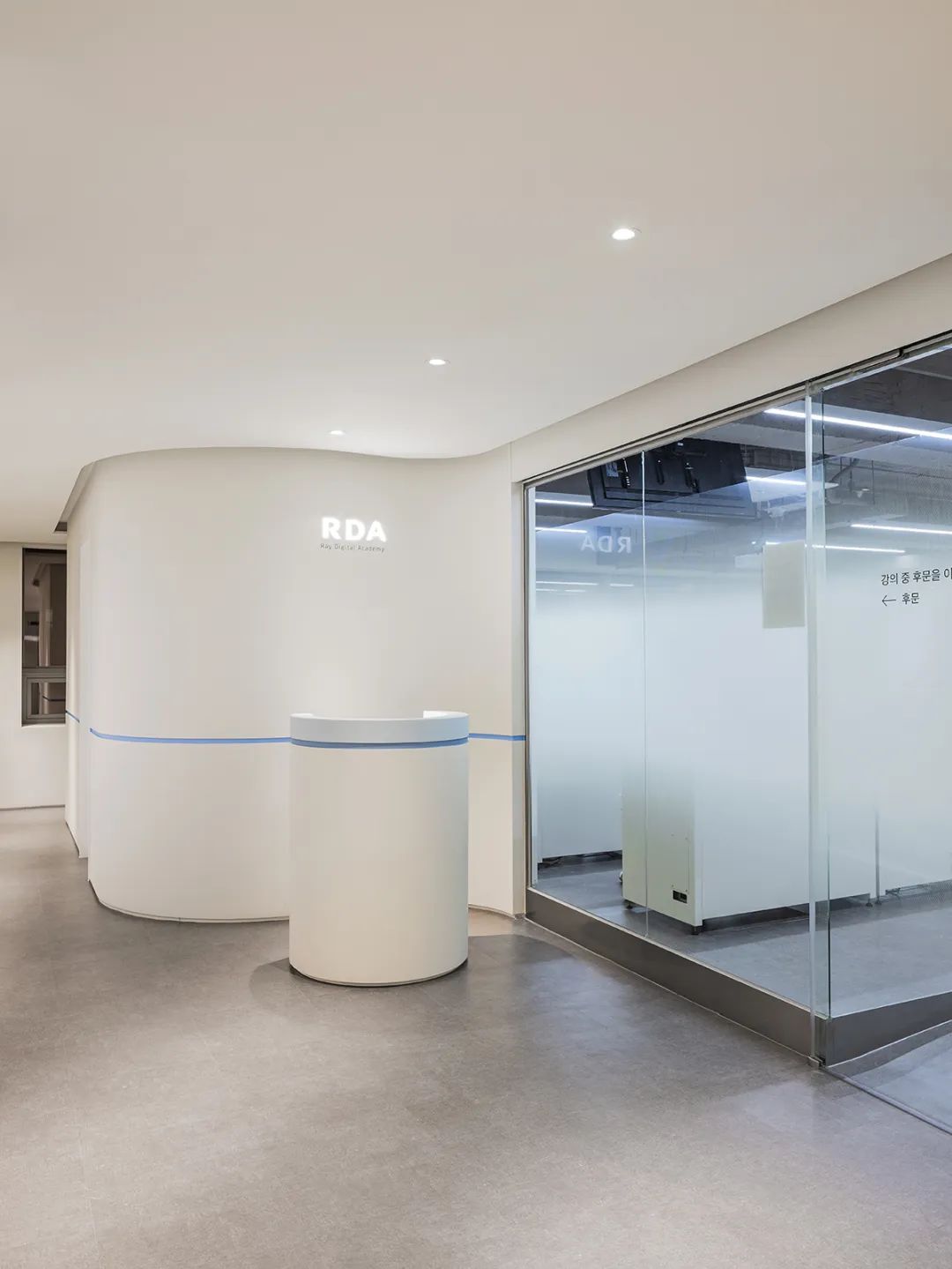 Flooat丨Labotory-65