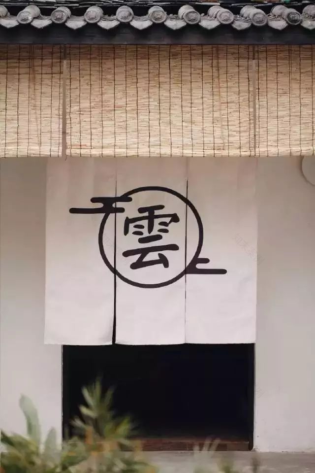 Color Case/90后帅小伙儿仅花3千爆改出租屋后-133