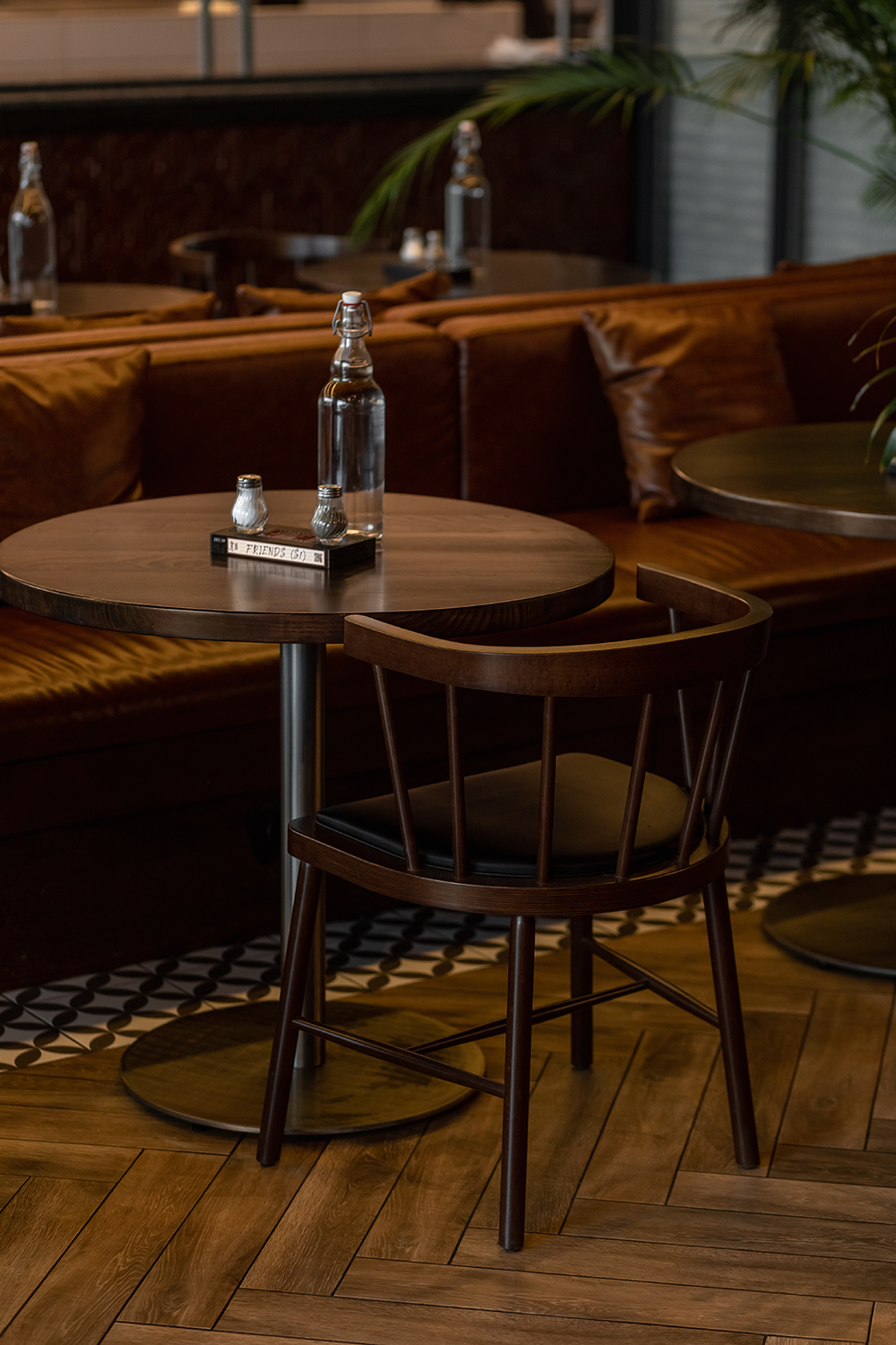 艾米丽布鲁克林披萨餐厅丨乌克兰利沃夫丨BUREAU I KARASHETSKYY ARCHITECTS-16