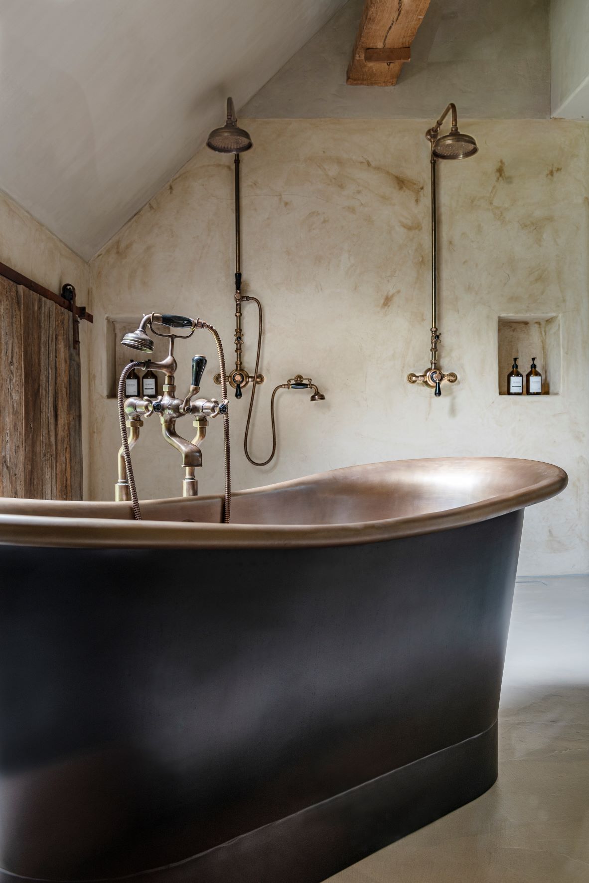 Bohemian badkamer: wabi sabi invloeden-4