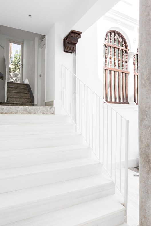 西班牙格拉纳达十八世纪老建筑翻新-24