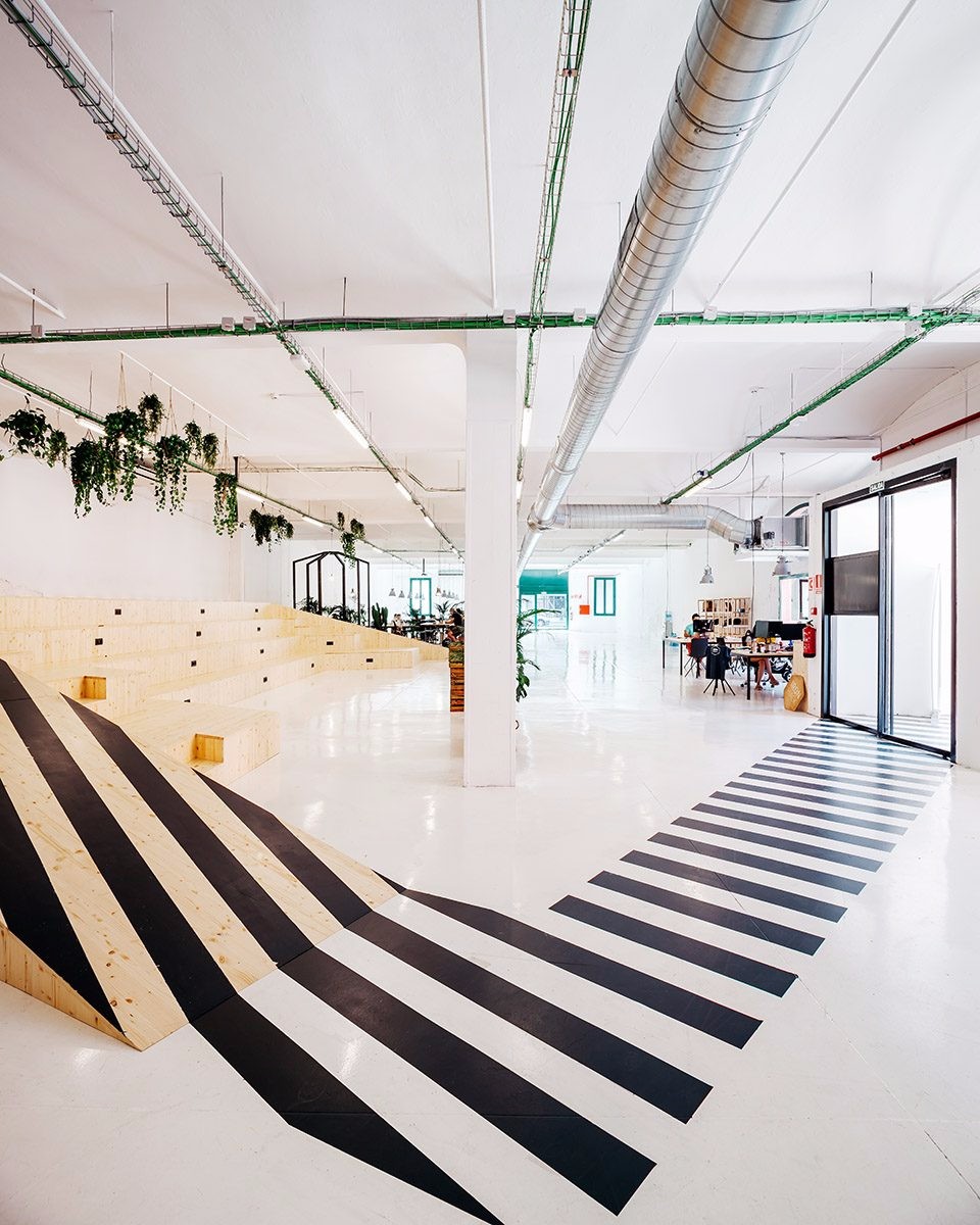 西班牙海滨特色风格的编程办公空间丨西班牙巴塞罗那丨Mariana de DelásMeta Studio-7