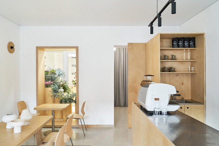 谢谢工坊(注:atelier常见意为工作室、工坊 ,merci是法语谢谢的意思,这种表达符合一般对品牌名称的理解,但需结合具体背景判断其最准确含义) 丨乌克兰敖德萨丨Angelina Malysheva-6