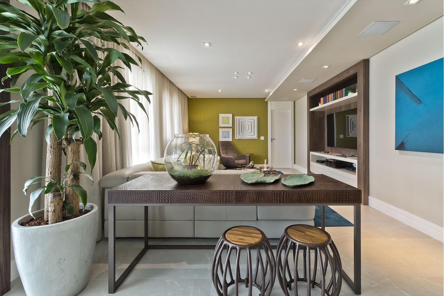 巴西 SP 公寓 | 现代灰绿蓝调的木质魅力-5