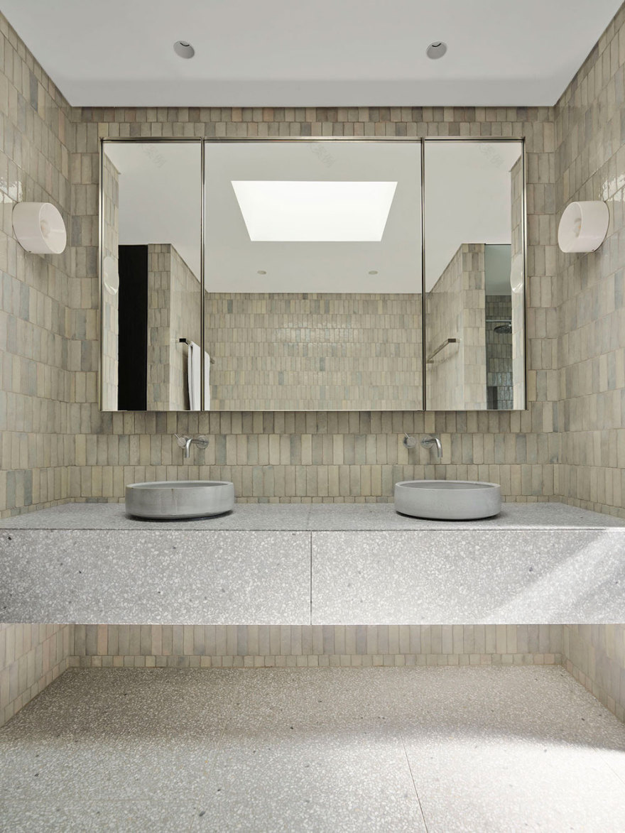 圆顶天窗与大理石厨房 | 悉尼 1930 年代住宅的翻新魅力-21