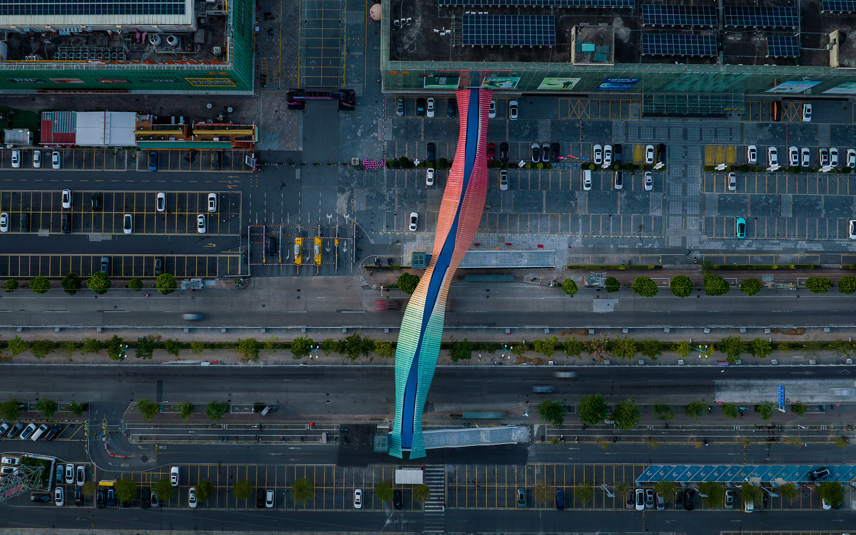 南海大沥建设大道人行天桥丨中国佛山丨竖梁社 Atelier cnS-3