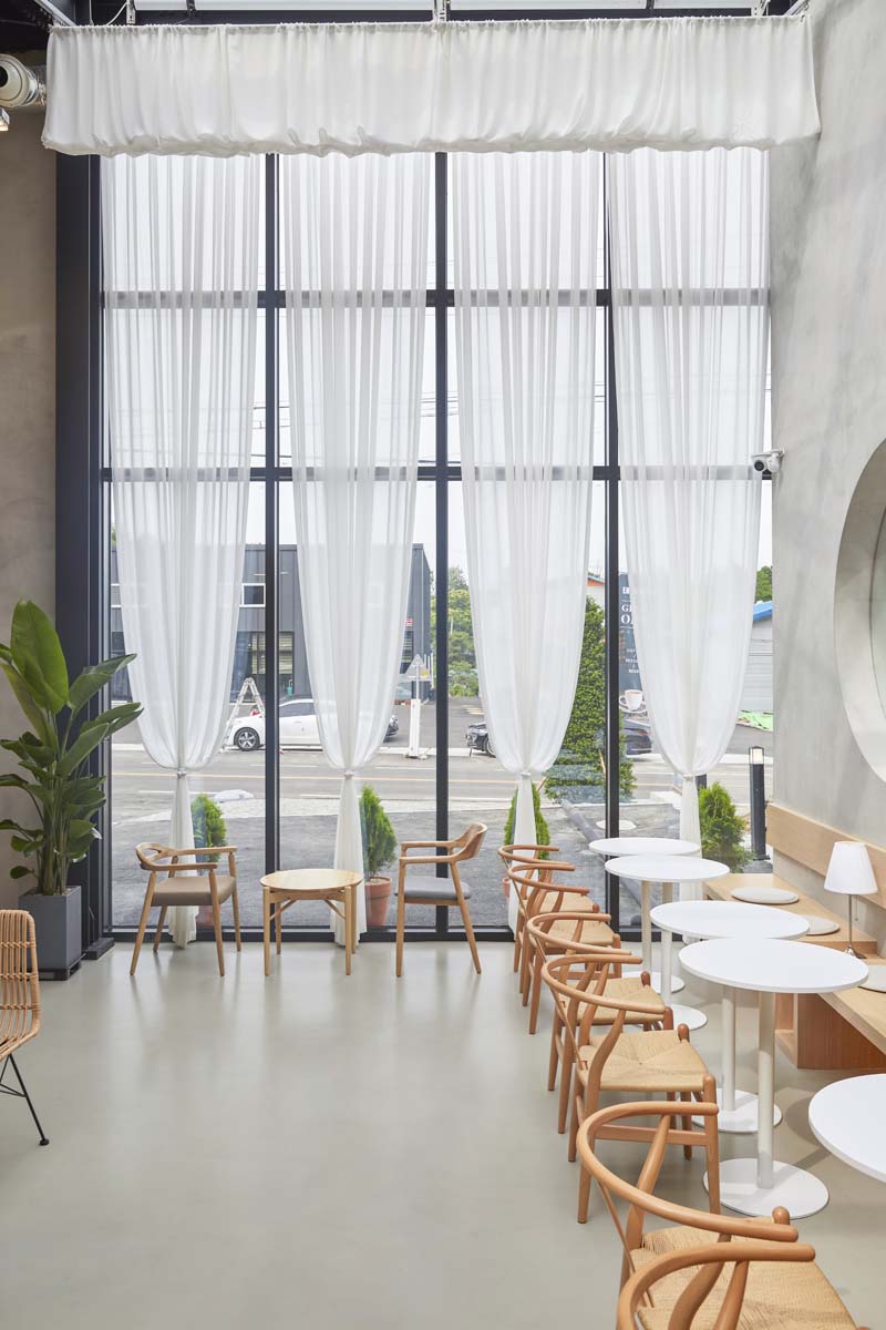 光点勾勒的 30 平米现代简约咖啡厅-17