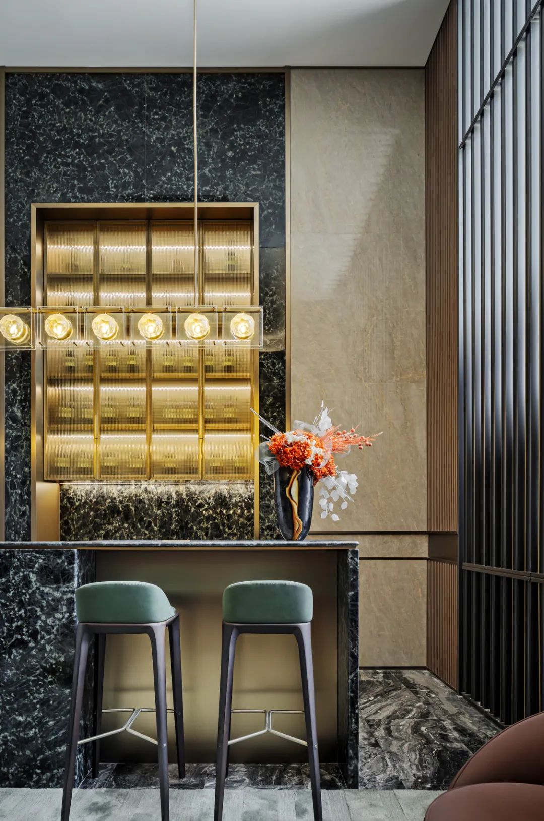 武汉宸嘉 100 · 地标综合体中的精致艺术生活丨中国武汉丨KPF,玛莎舒瓦茨及合伙人事务所,LSD 梁志天设计,HWCD-101