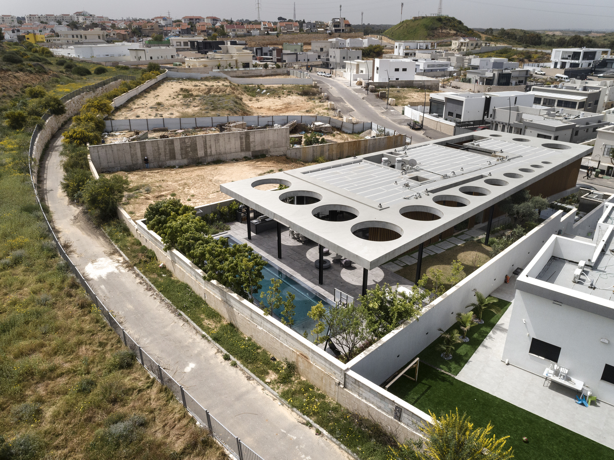 莱德豪斯丨以色列丨Dan and Hila Israelevitz Architects-7