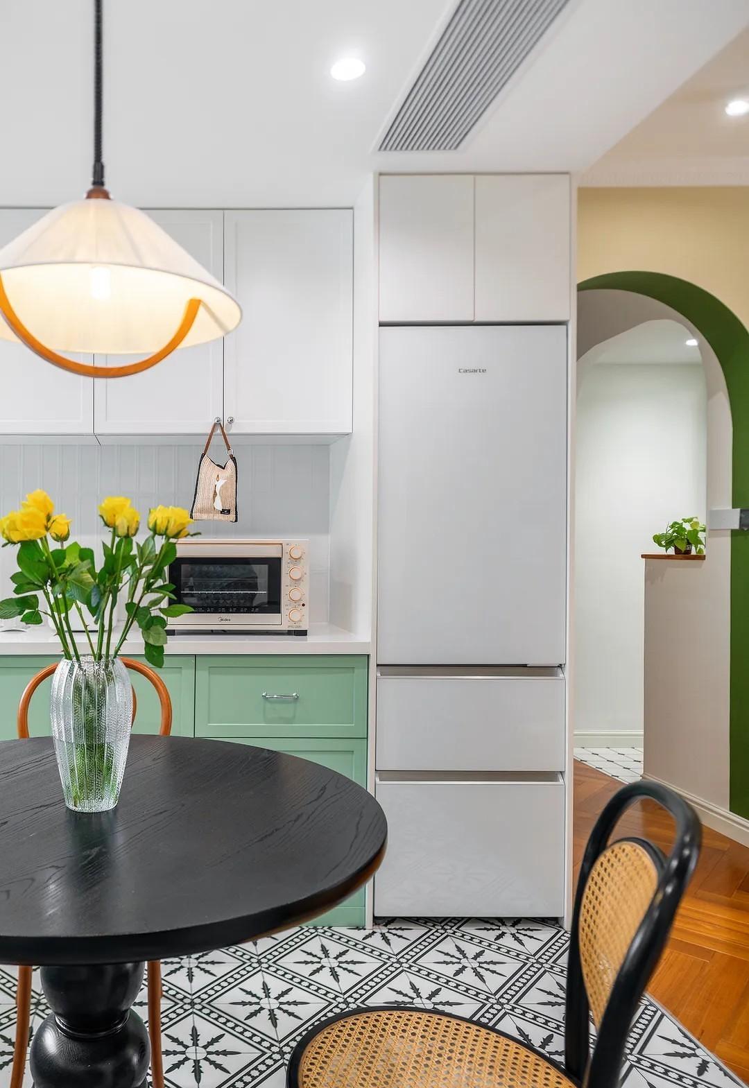 南洋复古，客餐厨一体+隐形晾晒，整洁翻倍-40