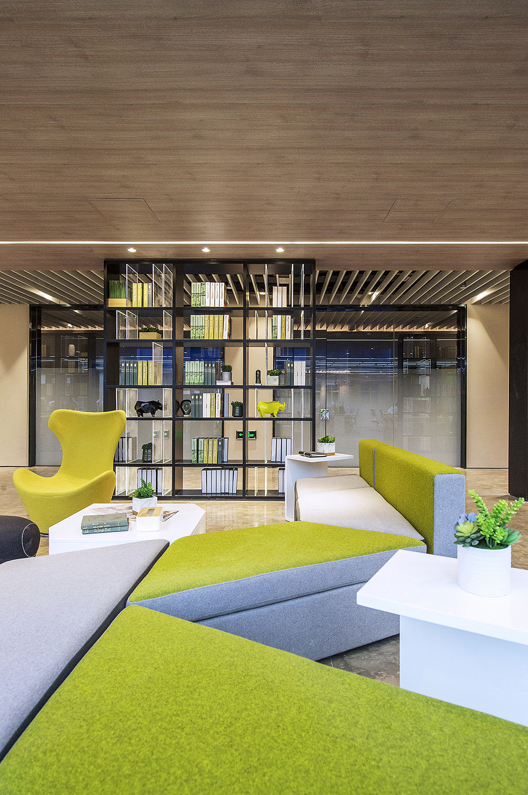 香榭蒂新作丨自然平衡，知识共享时代的智慧办公空间 — 济南绿地国金中心-24