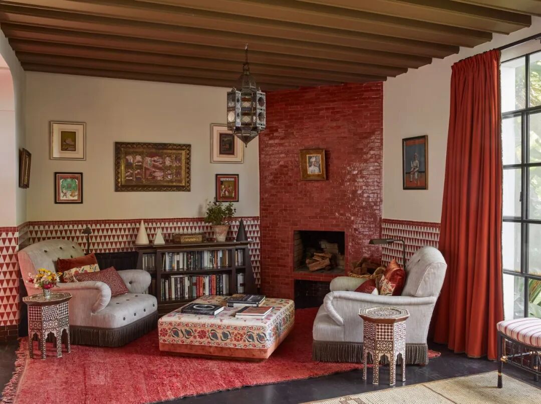 在摩洛哥Tangier悬崖上，这位英国室内设计大师造了一座会呼吸的美学秘境-35