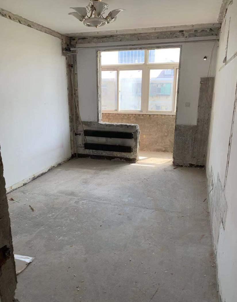 老房逆袭 | 小空间大改造，打造开放式厨卫与客厅-2