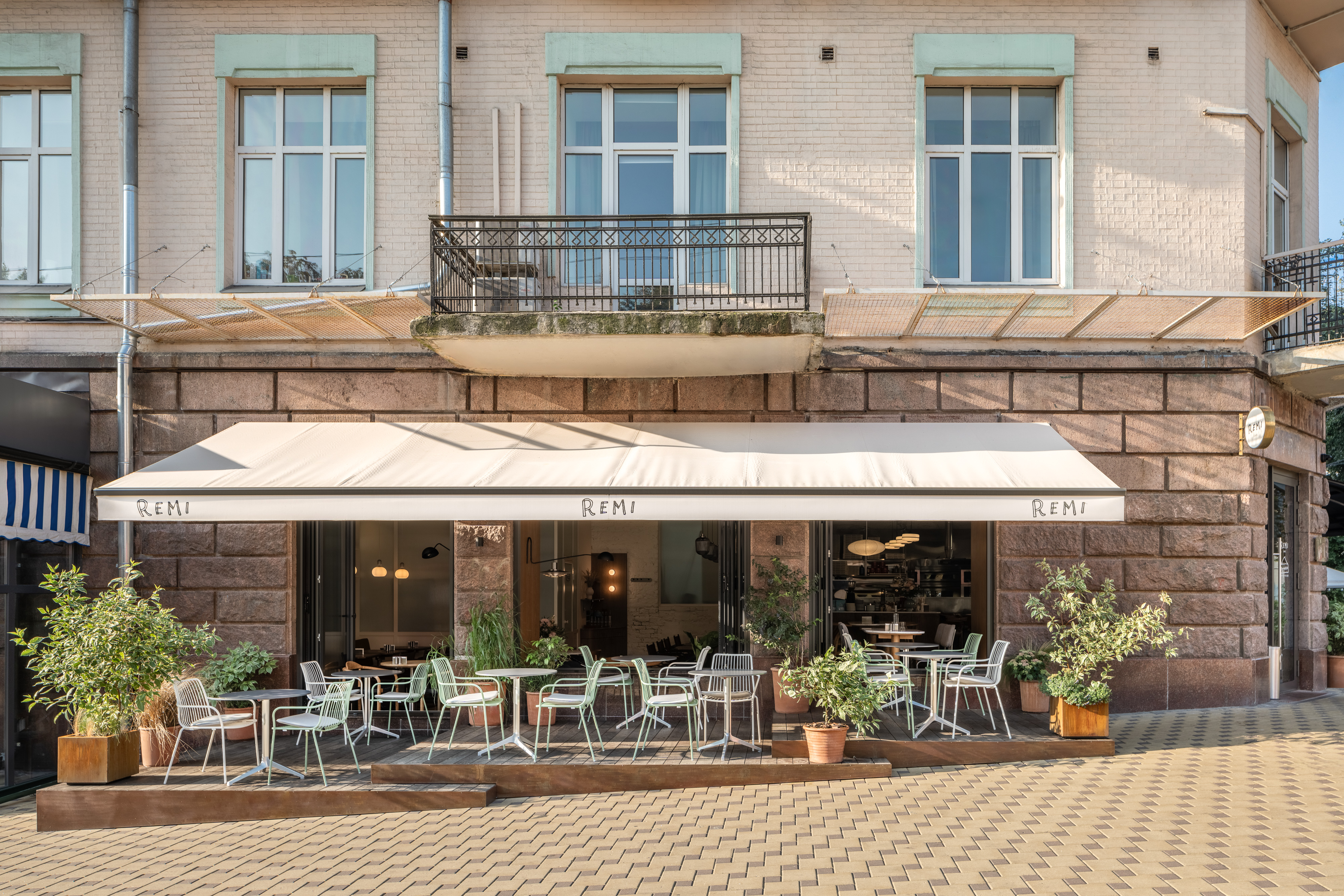 REMI Cafe-12