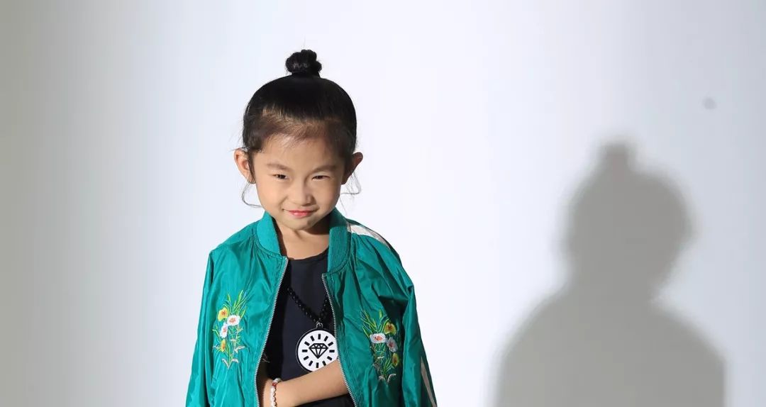 张连泽 | 舞台上的“咖妃”,生活中的设计师“爸爸”-28