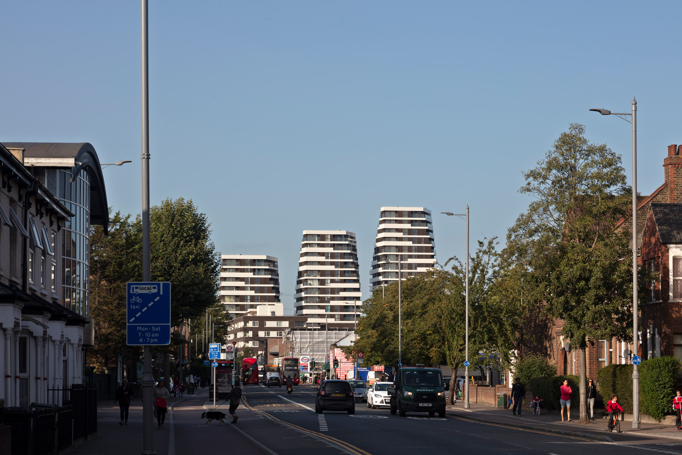 伦敦智能装饰塔楼成为焦点-26