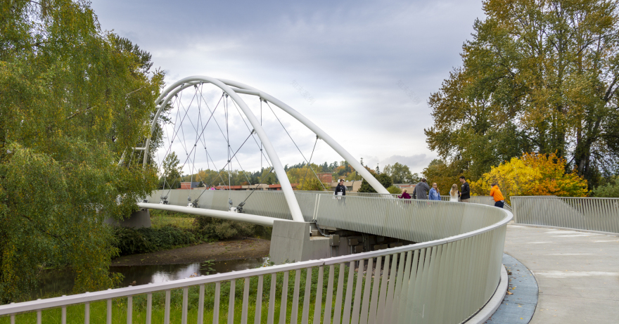 塔克维拉城市中心大桥-11