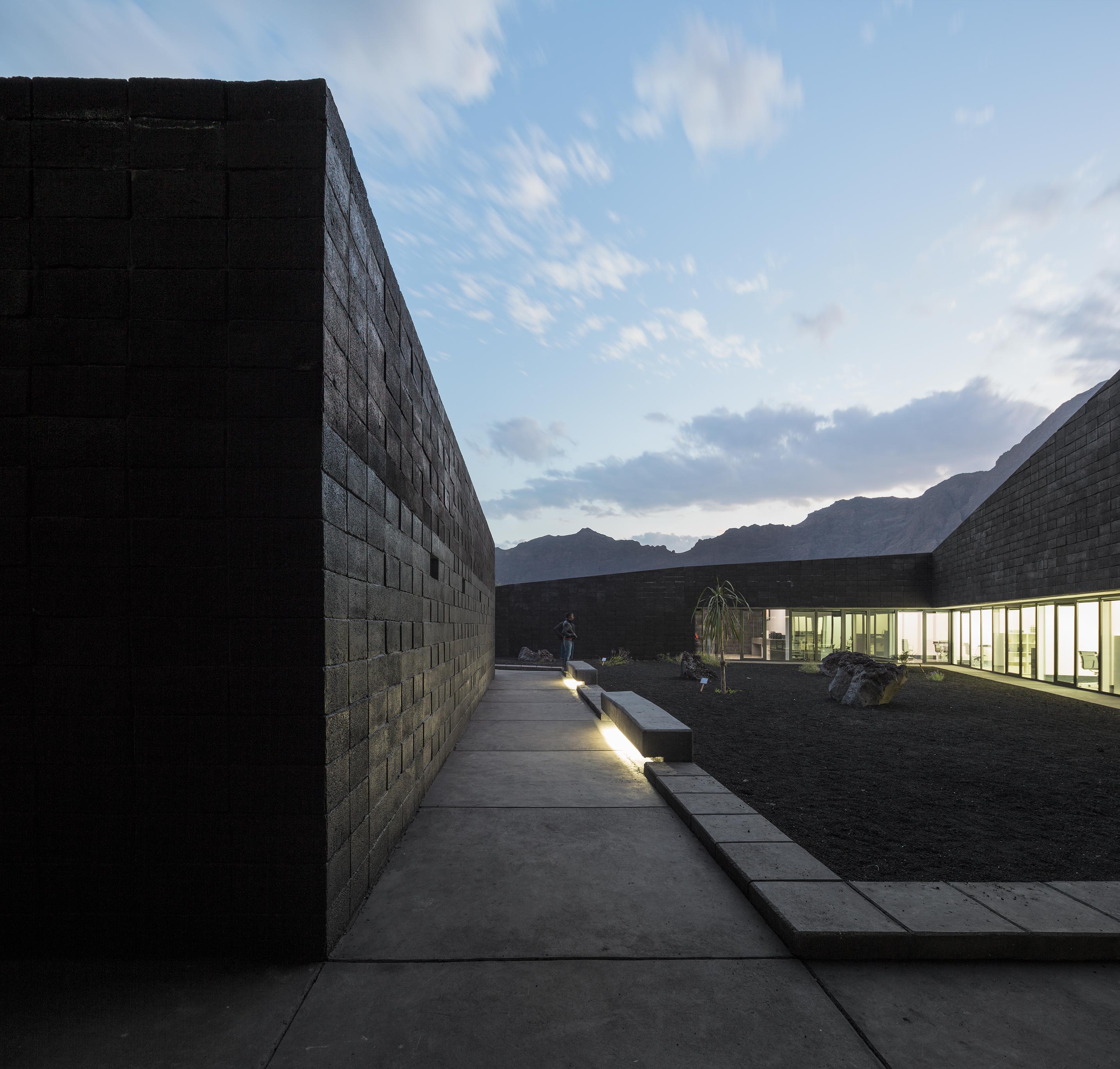 Fogo 岛自然公园总部-40