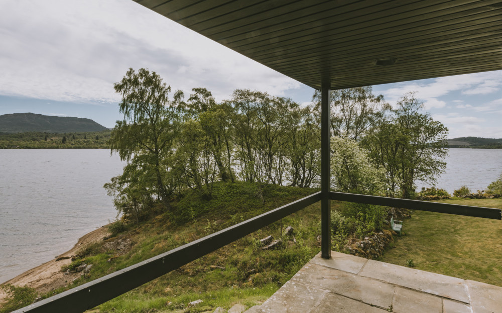 苏格兰高地现代度假之家-1