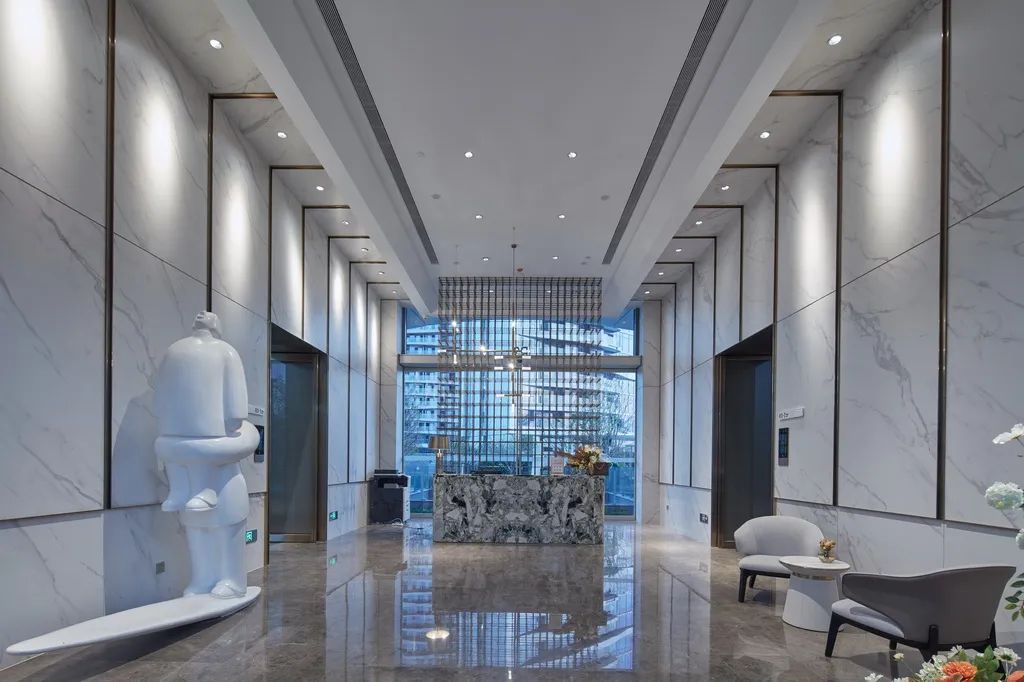 武汉BFC复星外滩中心·御江廷云轩丨中国武汉丨KPF建筑设计事务所,UA尤安设计-45