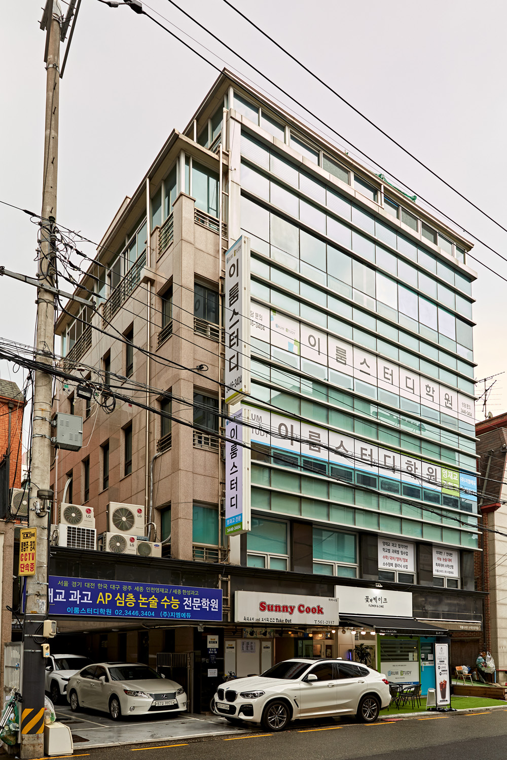 白色极简，75 平米的庇护所-16