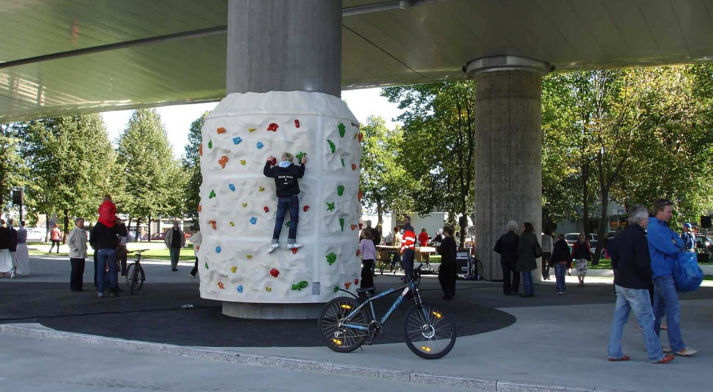 Bruparken 高架桥下运动空间景观-13