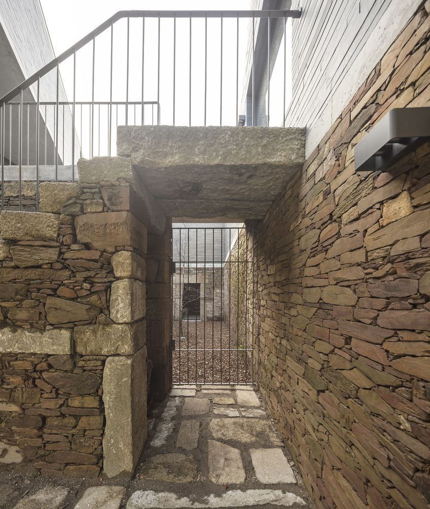 葡萄牙 RPFV House | 融入自然景观的乡村别墅-69